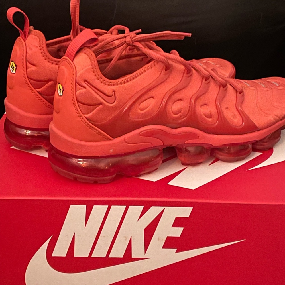 WMN VAPORMAX Plus